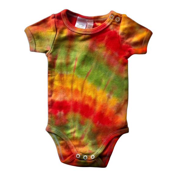 Short Sleeved Onesie (3-6 months)