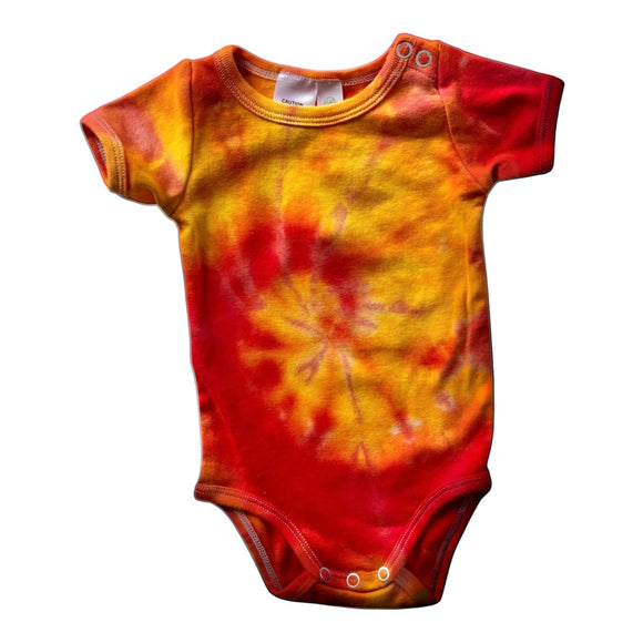 Short Sleeved Onesie (0-3 months)